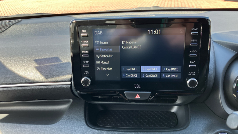 Toyota Yaris 1.5 Hybrid Dynamic 5dr CVT Hybrid Hatchback